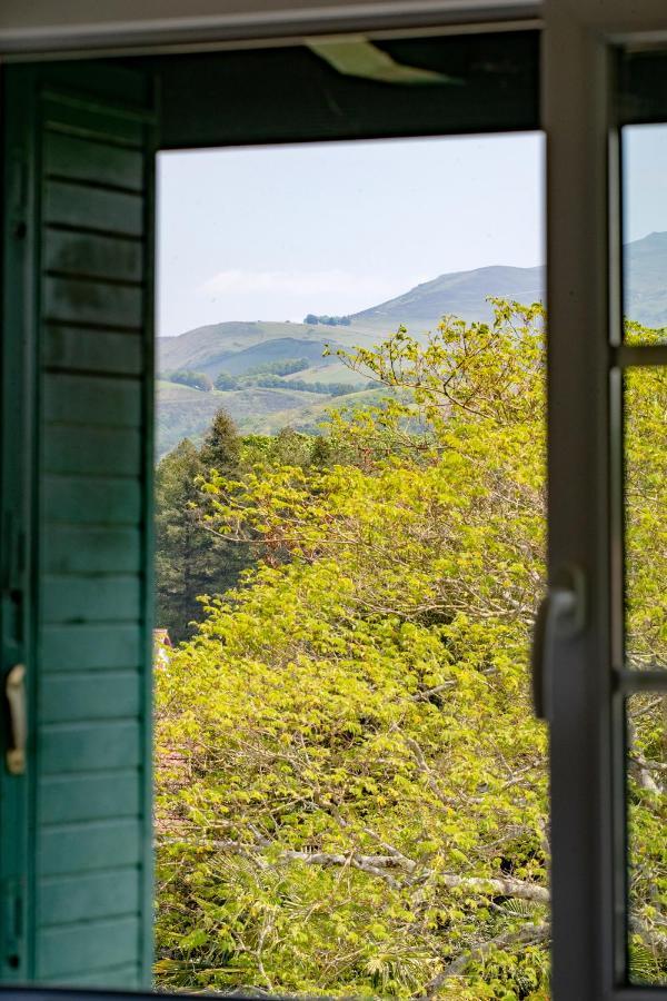 Hostellerie Du Parc Cambo-les-Bains Luaran gambar